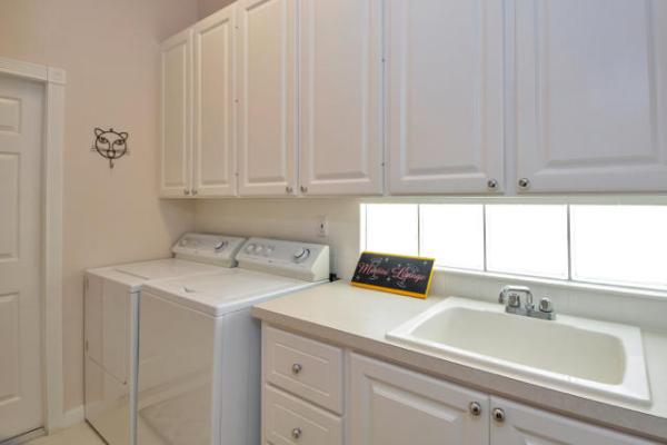 Carleton Oaks, 8721 Oldham Way, Palm Beach Gardens, Florida 33412, image 1