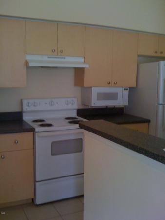 Emerald Isle At Laguna Lakes, 4241 San Marino Blvd #306, West Palm Beach, Florida 33409, image 1