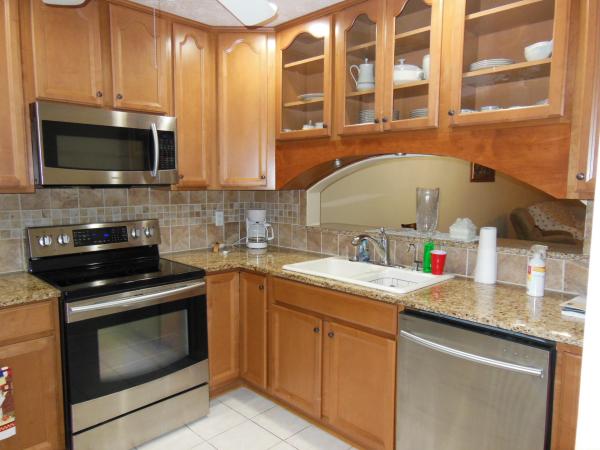 High Point Of Fort Pierce, 1205 S Lakes End Dr #B2, Fort Pierce, Florida 34982, image 2