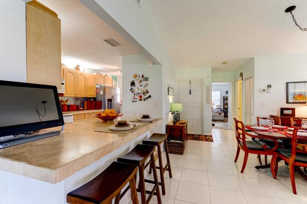 Centennial Square, 108 Centennial Ct, Deerfield Beach, Florida 33442, image 2