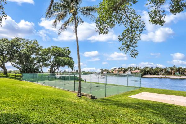 Royale Harbour Of North Palm Beach, 398 Golfview Rd #L, North Palm Beach, Florida 33408, image 1