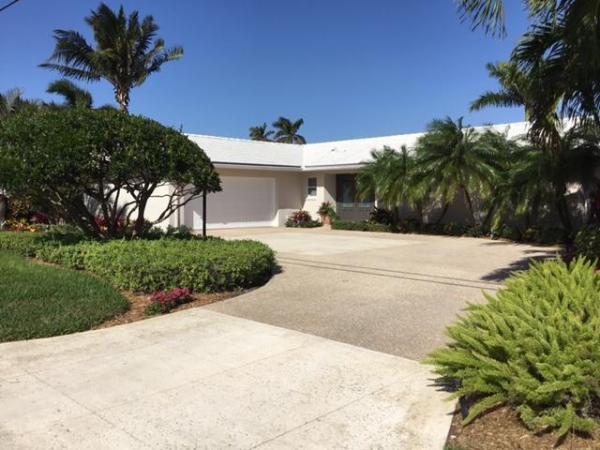 Palm Beach Isles, 1250 Bimini Ln, Riviera Beach, Florida 33404, image 1
