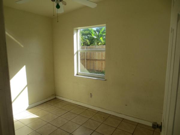 San Castle, 191 Hibiscus Tree Dr, Lake Worth, Florida 33462, image 1