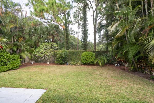 Oaks East, 138 Lost Bridge Dr, Palm Beach Gardens, Florida 33410, image 1