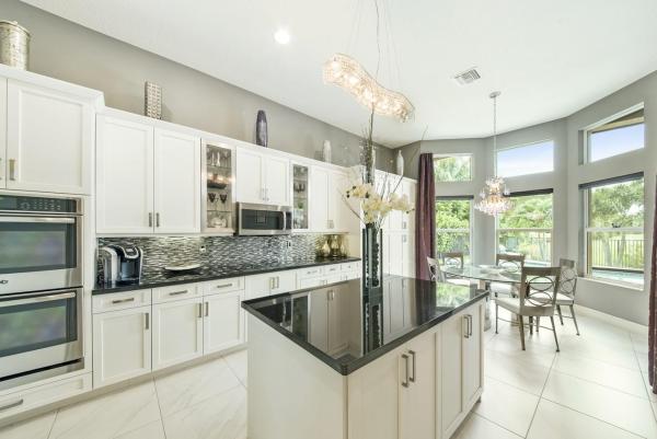 Valencia Cove, 12283 Glacier Bay Dr, Boynton Beach, Florida 33473, image 2