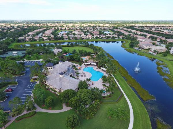 Canyon Isles, 8748 Baystone Cv, Boynton Beach, Florida 33473, image 3
