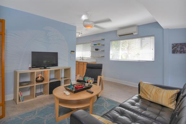 526 S N St, Florida 33460, image 1