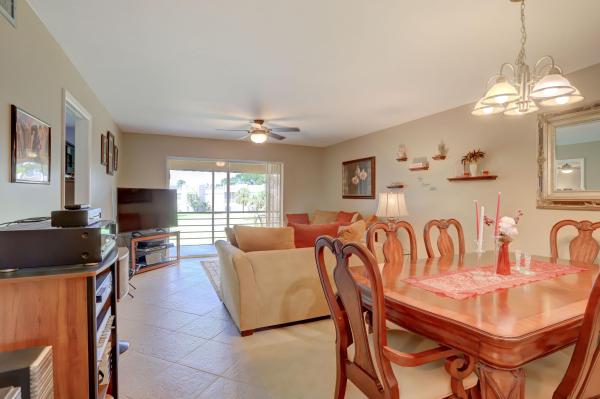 Lago Del Rey, 2600 Fiore Way, Delray Beach, Florida 33445, image 2