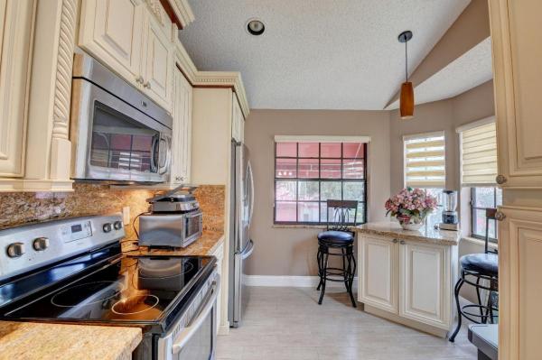 The Lexington Club Villas, 7669 Lexington Club Blvd #C, Delray Beach, Florida 33446, image 3