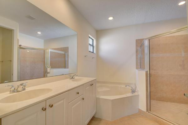 Gramercy Square, 132 E Astor Cir, Delray Beach, Florida 33484, image 1