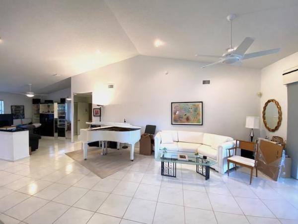 Palm Isles, 9577 Shadybrook Dr #202, Boynton Beach, Florida 33437, image 2