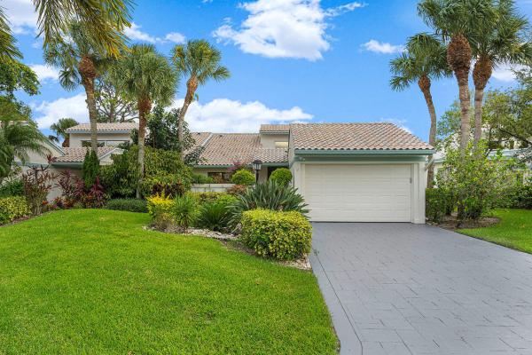 Cambridge At Hunters Run, 4 Cambridge Dr, Boynton Beach, Florida 33436, image 1