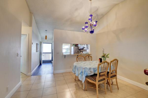 Boca Palms, 22136 Palms Way #206, Boca Raton, Florida 33433, image 2