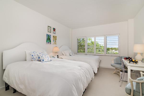 Lake Towers, 250 Bradley Pl #505, Palm Beach, Florida 33480, image 2