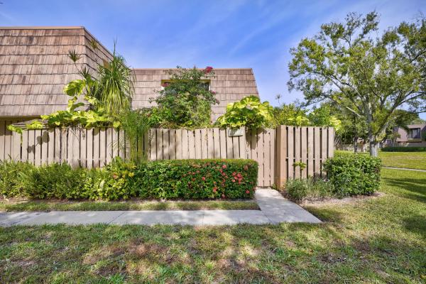 Sandalwood Estates, 1210 12th Ct, Palm Beach Gardens, Florida 33410, image 1