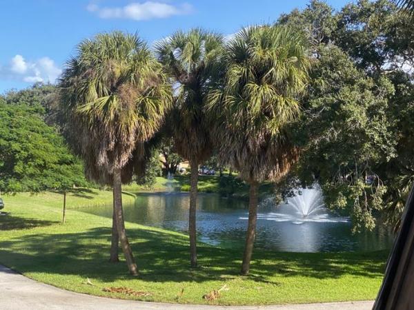 Town Oaks, 1038 Raintree Dr, Palm Beach Gardens, Florida 33410, image 1