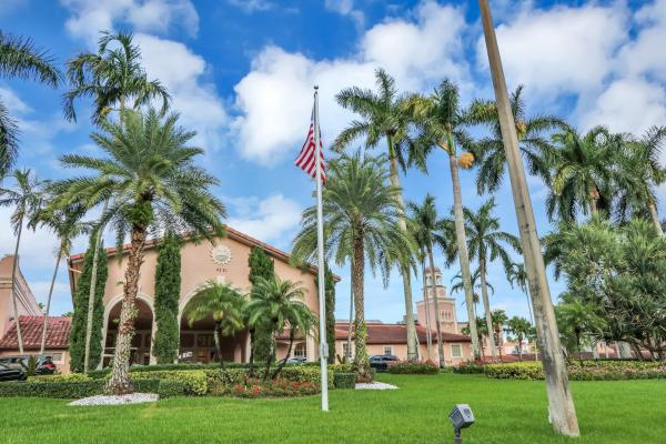 Huntington Pointe, 6033 Waldwick Cir, Delray Beach, Florida 33484, image 2