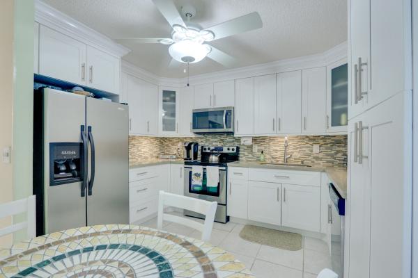 River Oaks, 9160 SW 22nd St #A, Boca Raton, Florida 33428, image 1