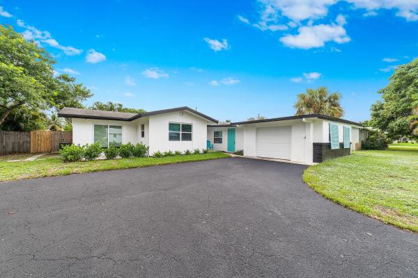 Seacrest Estates, 194 SE 27th Ave, Boynton Beach, Florida 33435, image 2