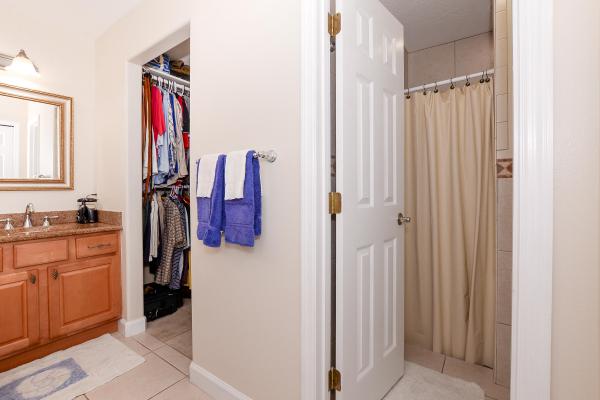 Driftwood Manor, 1201 Kingswood Ln, Fort Pierce, Florida 34982, image 2
