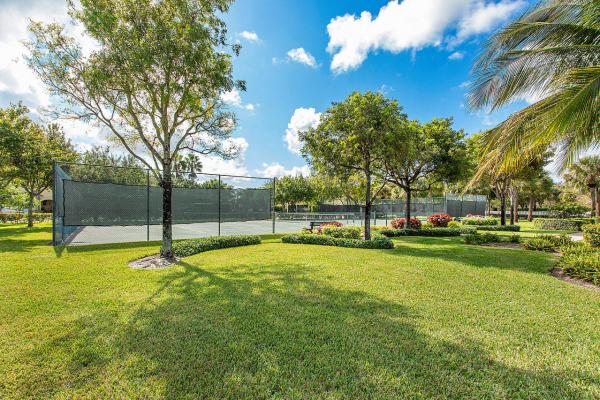 Independence Cove, 945 Imperial Lake Rd, West Palm Beach, Florida 33413, image 2