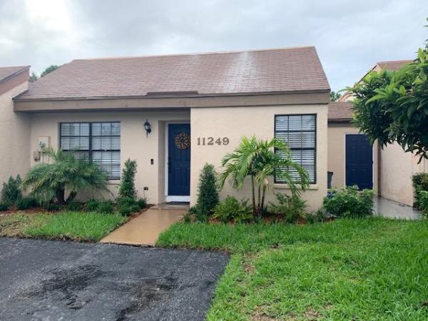 Cinnamon, 11249 Curry Dr, Palm Beach Gardens, Florida 33418, image 1