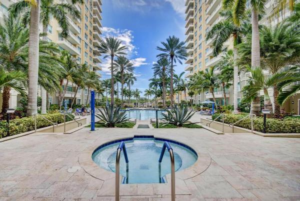 Marina Village At Boynton Beach, 100 NE 6th St #202, Boynton Beach, Florida 33435, image 2