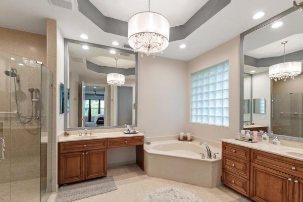 Manchester Lakes At Wycliffe, 3834 Newhaven Lake Dr, Lake Worth, Florida 33449, image 2