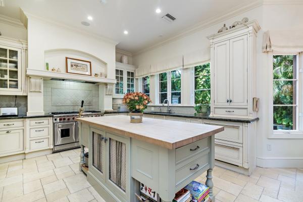 Royal Park, 331 Australian Ave, Palm Beach, Florida 33480, image 2