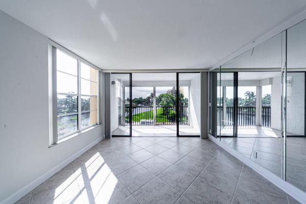 Boca Bayou, 8 Royal Palm Way #3010, Boca Raton, Florida 33432, image 3