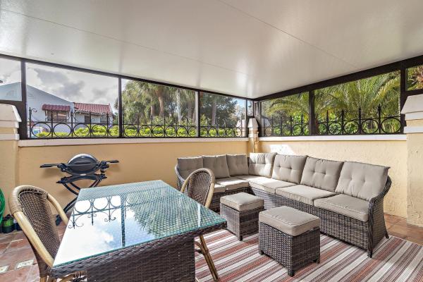 Uno Lago, 9 Uno Lago Dr, Juno Beach, Florida 33408, image 1