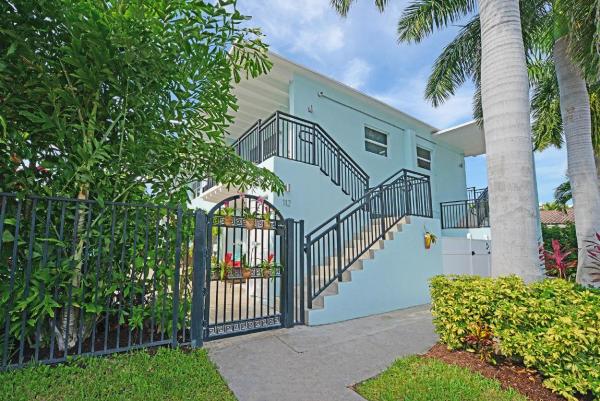 112 Bravado Ln #1, Palm Beach Shores, Florida 33404, image 1