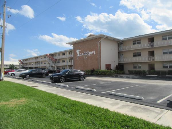 Sandpiper, 120 Lehane Ter #304, North Palm Beach, Florida 33408, image 1