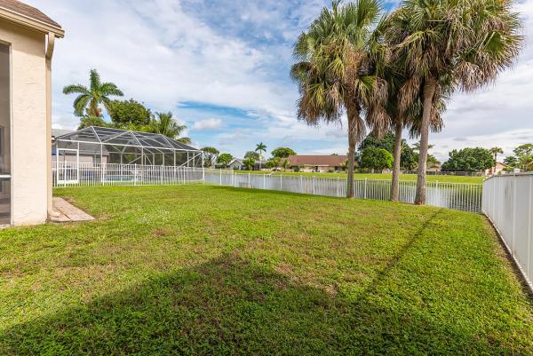 Saratoga Lakes, 169 Saratoga Blvd E, Royal Palm Beach, Florida 33411, image 2