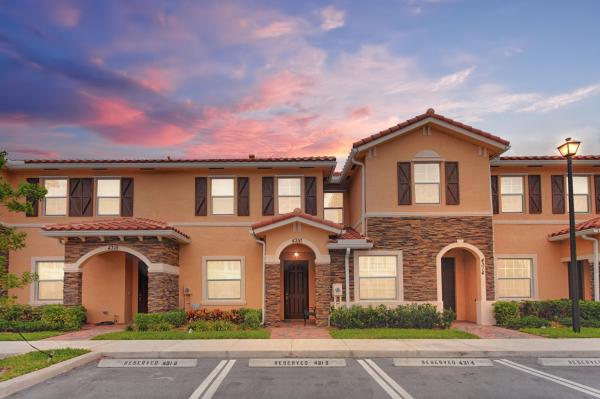 Charleston Commons, 4316 Maybelle Ln, West Palm Beach, Florida 33417, image 1