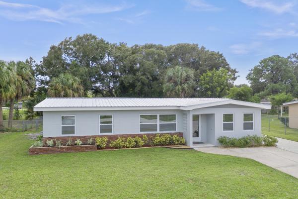 Southern View, 115 Garden Ave, Fort Pierce, Florida 34982, image 2