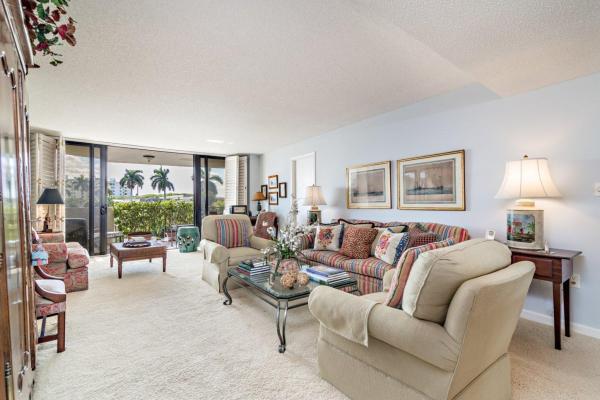 Trianon, 1200 S Flagler Dr #306, West Palm Beach, Florida 33401, image 2