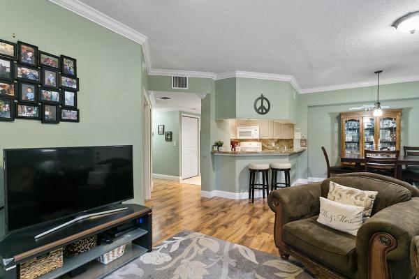 Sarento At San Matera, 2728 Anzio Ct #207, Palm Beach Gardens, Florida 33410, image 1