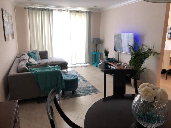Colony Lake, 4370 Colony View Dr, Lake Worth, Florida 33463, image 1