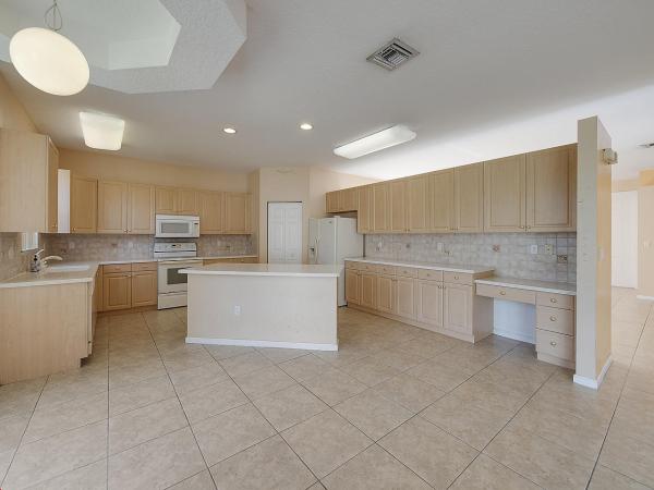 Easton Village, 2146 Balsan Way, Wellington, Florida 33414, image 2