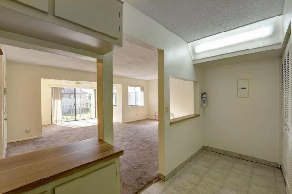 Pine Ridge North 1, 528 Shady Pine Way #C2, Greenacres, Florida 33415, image 2