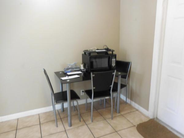 Colonial Estates, 515 Palmetto St #A, West Palm Beach, Florida 33405, image 3