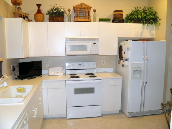 Regal Shores South At Coral Lakes, 5876 Regal Glen Dr #204, Boynton Beach, Florida 33437, image 3