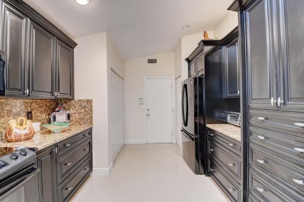 Regency Cove South At Coral Lakes, 6395 Tiara Dr, Boynton Beach, Florida 33437, image 2