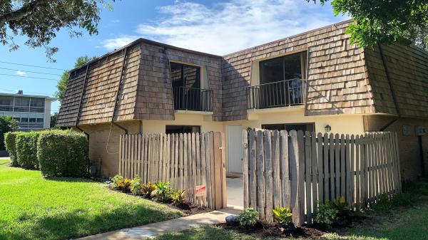 Lakewood Of Palm Springs, 287 Arabian Rd, Palm Springs, Florida 33461, image 1