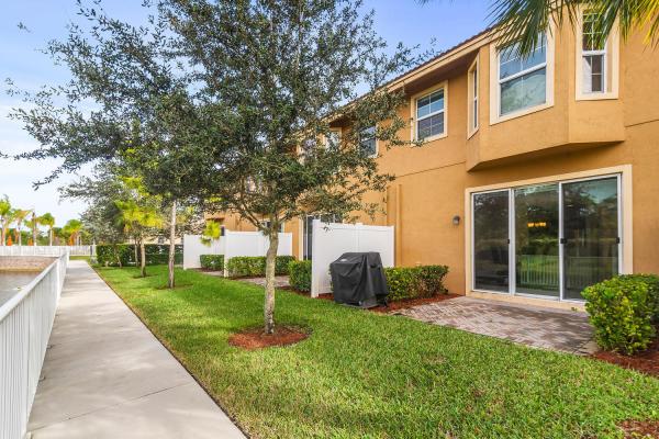 Colony Reserve At Lake Worth, 5963 Monterra Club Dr, Lake Worth, Florida 33463, image 1