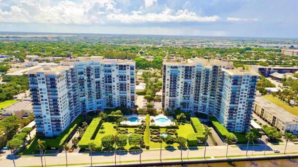 Rapallo North, 1701 S Flagler Dr #1405, West Palm Beach, Florida 33401, image 2
