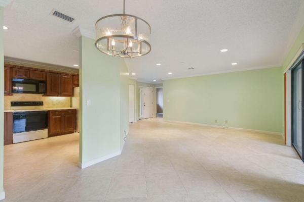Lexington Green, 2 Lexington Ln E #C, Palm Beach Gardens, Florida 33418, image 2