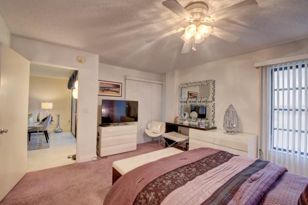 Huntington Pointe, 6269 Pointe Regal Cir #302, Delray Beach, Florida 33484, image 2