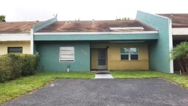 Lee's Crossing, 5717 Kimberton Way, Lake Worth, Florida 33463, image 1